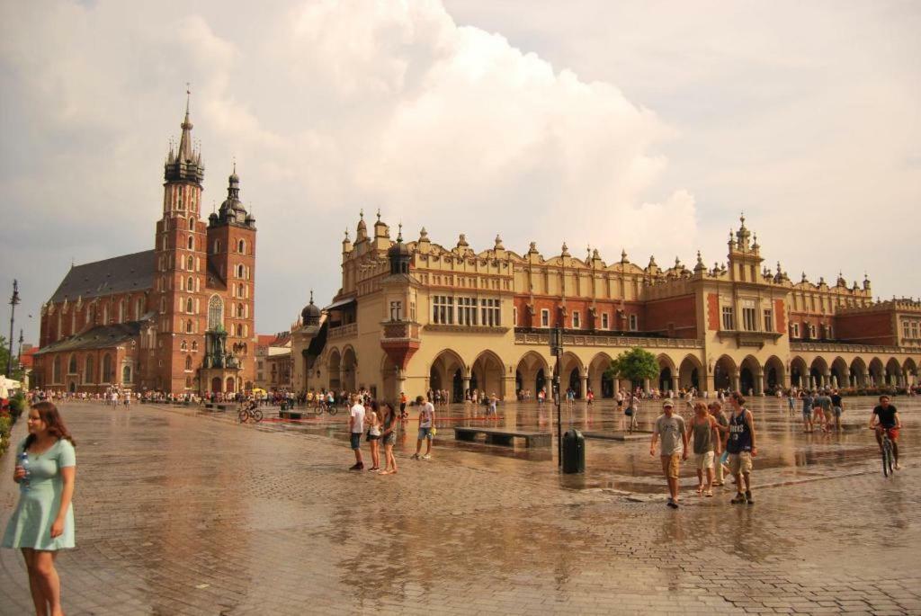 شقة Art Pop In Cracow كراكوفيا المظهر الخارجي الصورة
